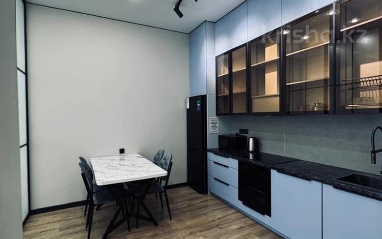 2-бөлмелі пәтер · 60 м² · 2 қабат, Аль-Фараби, бағасы: 600 000 ₸ в Алматы, Бостандыкский р-н — фото 2
