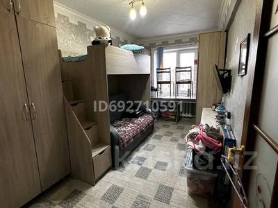 3-комнатная квартира, 62 м², 5/5 этаж, Михаэлиса 1 за 17.5 млн 〒 в Усть-Каменогорске, Ульбинский