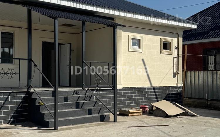 Отдельный дом · 4 комнаты · 135 м² · 6 сот., Квартал 117 7719 — 19км напротив Олимпийского городка! за 35 млн 〒 в Кемертогане — фото 2