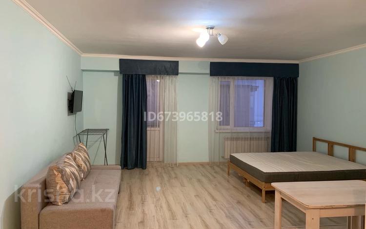 1-комнатная квартира · 42 м² · 8/9 этаж, Кургальжинское шоссе 23/1 за 210 000 ₸ в Астане, Есильский р-н — фото 2