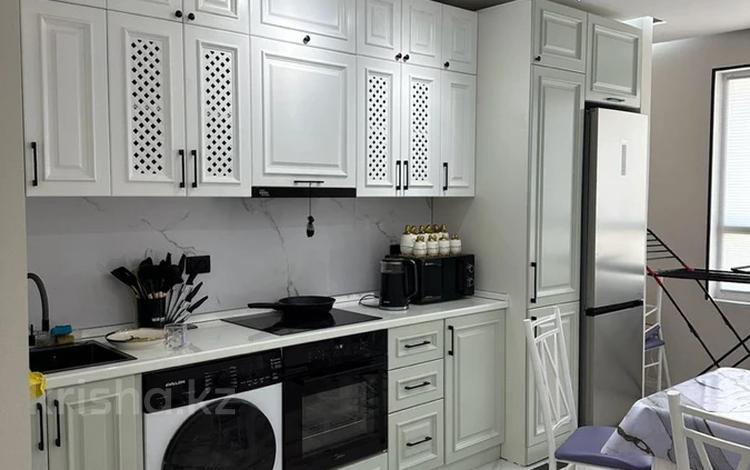 2-комнатная квартира · 70 м² · 13/16 этаж, Сырым батыра 99/3 — ЖК Тумар за 300 000 〒 в Шымкенте, Каратауский р-н — фото 2