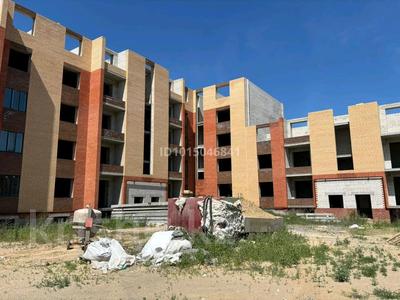 2-бөлмелі пәтер · 70 м² · 1/5 қабат, Алтын орда ш/а. 48Е, бағасы: 9.6 млн ₸ в Актобе, мкр. Алтын орда