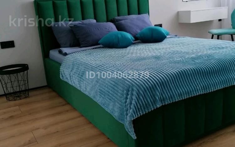1-комнатная квартира · 65 м² · 3/5 этаж, мкр. Алтын орда за 2 500 ₸ в Актобе — фото 2
