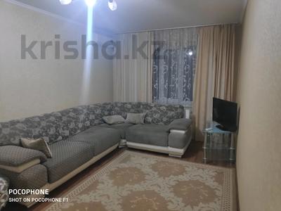 2-бөлмелі пәтер · 54 м² · 1/5 қабат, Абулхаир хана 70, бағасы: 12 000 ₸ в Актобе