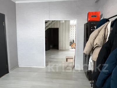 Отдельный дом · 5 комнат · 255 м² · 10 сот., Алихан Бокейхана 76 за 45.5 млн ₸ в Косшы