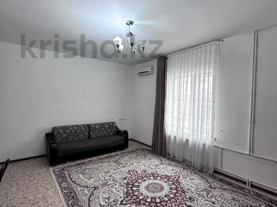 2-комнатная квартира · 50 м² · 1/4 этаж, Жарбосынова 84/2 — Академика Жарбосынова за 3 000 ₸ в Атырау, мкр Авангард-4