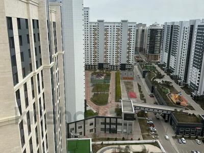 5-комнатная квартира, 260 м², 22/23 этаж, Нажимеденова за 249 млн 〒 в Астане