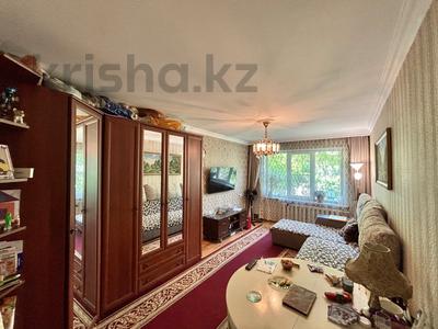 Продажа квартир в Алматы: 3-комнатная квартира · 62 м² · 1/5 этаж, мкр №11 за 36 млн 〒 3-комнатная квартира · 62 м² · 1/5 этаж, мкр №11 за 36 млн 〒 в Алматы, Ауэзовский р-н
