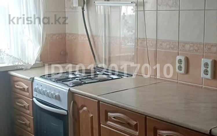 2-бөлмелі пәтер · 44.7 м² · 4/5 қабат, 18-й мкр. 10, бағасы: 15.5 млн ₸ в Караганде — фото 2