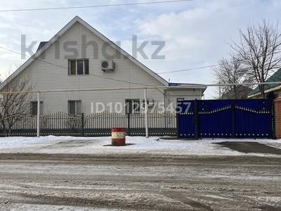 Отдельный дом · 5 комнат · 177.2 м² · 6 сот., мкр Атырау, Сабырғали зорбаев 36 за 40 млн ₸
