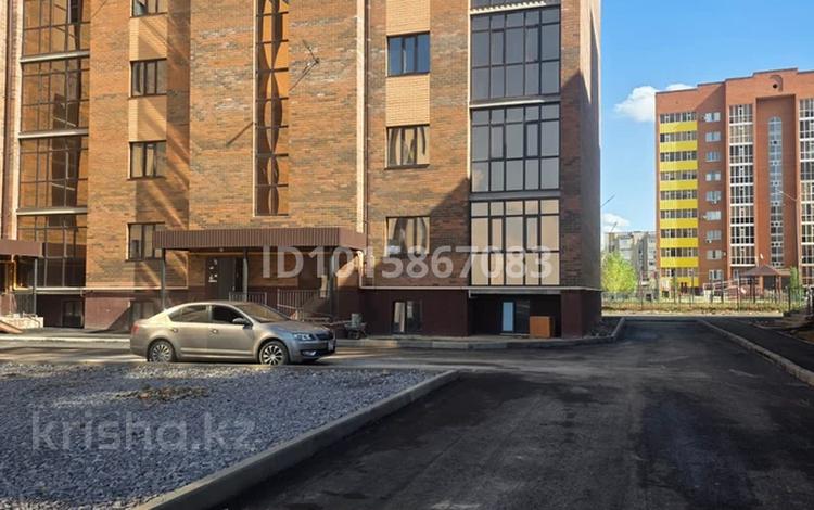 2-бөлмелі пәтер · 74 м² · 1/5 қабат, Алтын орда ш/а. 2е, бағасы: 21 млн ₸ в Актобе, мкр. Алтын орда — фото 2