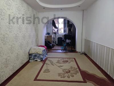 3-бөлмелі пәтер · 58 м² · 3/5 қабат, пр-т Жамбыла — район бывш. Горбольницы, бағасы: 18 млн ₸ в Таразе
