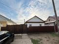 Жеке үй · 3 бөлме · 80 м² · 5 жүзд., Эмбинская 20 — 15 Школа, бағасы: 21 млн ₸ в Актобе, мкр Гормолзавод