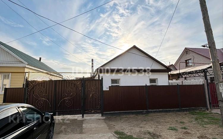 Жеке үй · 3 бөлме · 80 м² · 5 жүзд., Эмбинская 20 — 15 Школа, бағасы: 21 млн ₸ в Актобе, мкр Гормолзавод — фото 8