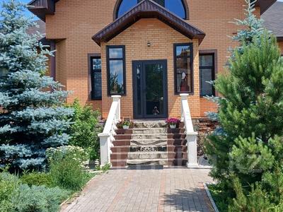 Отдельный дом · 6 комнат · 492 м², мкр Новый Город, Мкр Новый Город Ботаническая за 250 млн ₸ в Караганде, Казыбек би р-н
