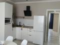 2-комнатная квартира · 60 м² · 8/12 этаж, мкр Акбулак, Байтерекова за 300 000 ₸ в Алматы, Алатауский р-н — фото 14