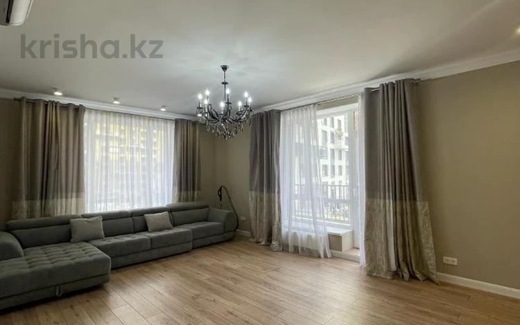 2-комнатная квартира, 90 м², 2/16 этаж помесячно, Аль-Фараби за 600 000 〒 в Алматы, Бостандыкский р-н — фото 18