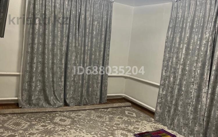 3-комнатная квартира · 62 м² · 2/2 этаж, Прп — Недалеко стадион..церковь за 18 млн ₸ в  — фото 3