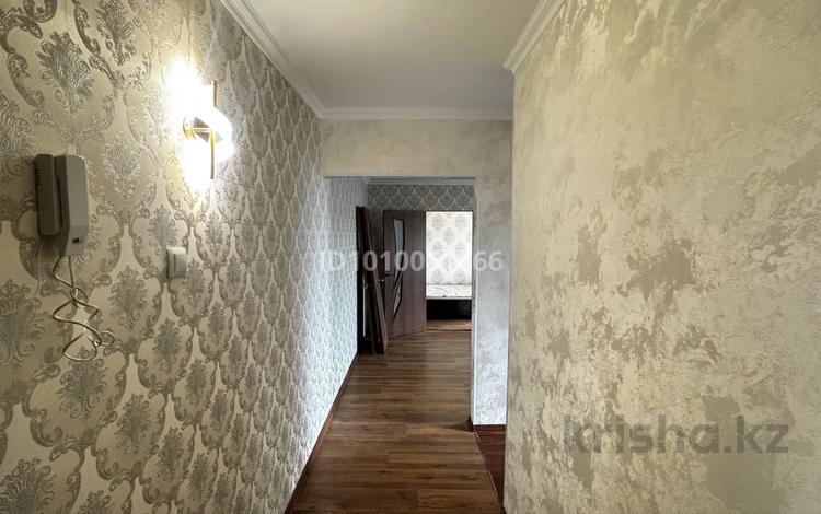 2-комнатная квартира · 47 м² · 4/5 этаж, мкр Самал 31 за 17 млн 〒 в Таразе — фото 2