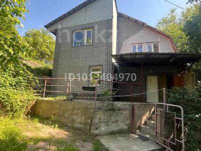 Жеке үй · 3 бөлме · 100 м² · 6 жүзд., Ремизовка, ул. Курортная 42 42 — Пересечение ул. Ушкемпирова, бағасы: 65 млн ₸ в Алматы, Медеуский р-н