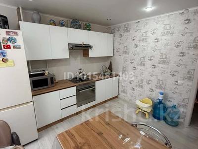 3-комнатная квартира · 80 м² · 2/9 этаж, мкр Жана Орда 2 — Продам 3-х ком кв в 9 мкр напротив Анвар и Аяжан за 31 млн ₸ в Уральске