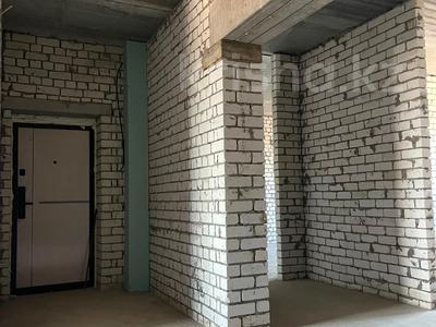 4-комнатная квартира · 132.4 м² · 1/3 этаж, Шапета Коспанова 15 за 43.8 млн ₸ в Уральске