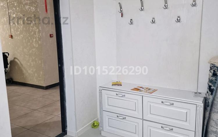 3-комнатная квартира · 86.7 м² · 9/12 этаж, мкр Кайтпас 1, Байдибек би 116 за 300 000 ₸ в Шымкенте, Каратауский р-н — фото 2