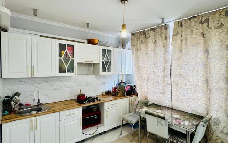 2-бөлмелі пәтер · 65 м² · 9/10 қабат, Шұғыла ш/а., Жунисова, бағасы: 30.5 млн ₸ в Алматы, Наурызбайский р-н — фото 7