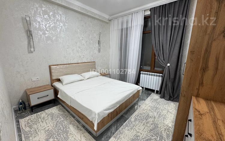 2-бөлмелі пәтер · 65 м² · 3/3 қабат, Батырбекова 20 — Батырбекова 20, бағасы: 20 000 ₸ в Туркестане — фото 2
