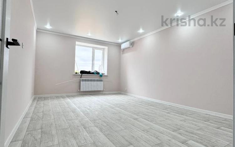 1-комнатная квартира · 50 м² · 1/5 этаж, алтынорда за 16 млн 〒 в Актобе — фото 2