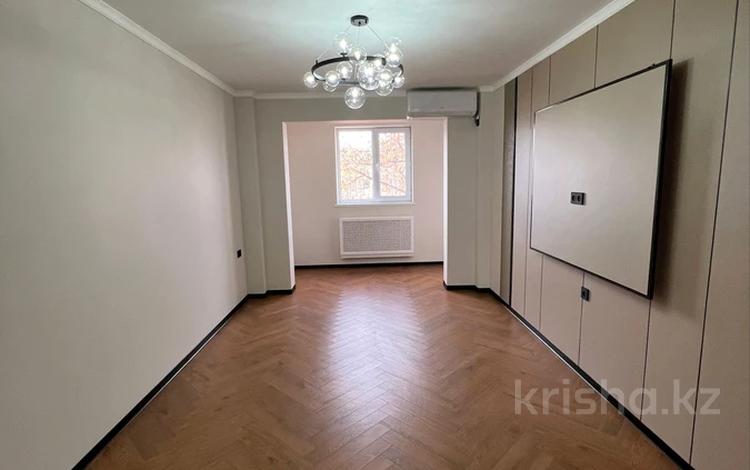 2-бөлмелі пәтер · 56 м² · 4/5 қабат, 18-й микрорайон, 18-й микрорайон 3, бағасы: 23.5 млн ₸ в Шымкенте, Аль-Фарабийский р-н — фото 2