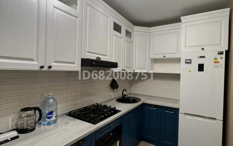 1-бөлмелі пәтер · 40 м² · 3 қабат, Микрорайон Юбилейный 37, бағасы: 15 000 ₸ в Костанае — фото 7