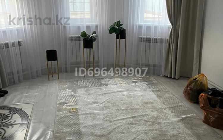 Отдельный дом · 4 комнаты · 170 м² · 9 сот., мкр Балауса, Габдолла мукашулы за 33 млн 〒 в Атырау — фото 63