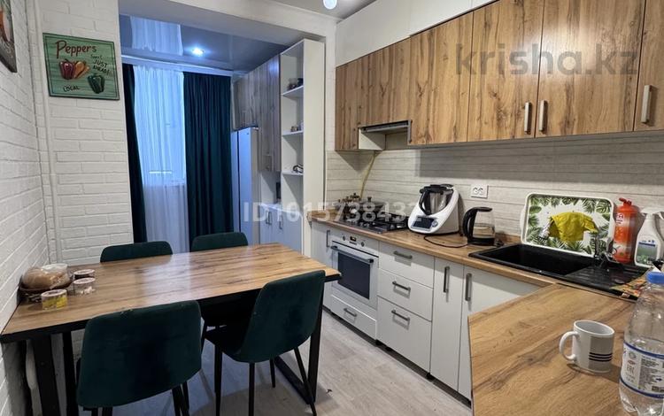 3-комнатная квартира · 72 м² · 1/5 этаж, 26-й мкр 1б — 1 за 21.5 млн ₸ в Актау — фото 2