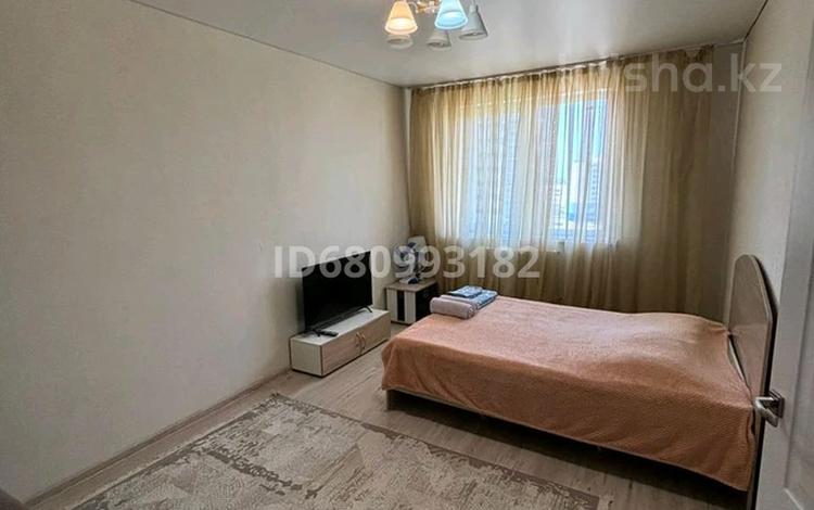 1-комнатная квартира · 46 м², Каныша Сатпаева 55/10 за 12 000 ₸ в Усть-Каменогорске — фото 17