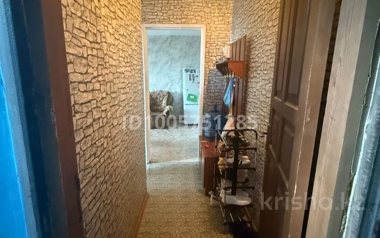 2-комнатная квартира · 45.2 м² · 3/5 этаж, Мкр Строитель за 15 млн ₸ в Западно-Казахстанской обл. — фото 2