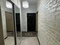 3-бөлмелі пәтер · 70 м² · 1/9 қабат, ул. Ауэзова 18, бағасы: 58 млн ₸ в Алматы, Алмалинский р-н — фото 4