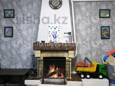 3-бөлмелі пәтер · 71.7 м² · 2/2 қабат, Достык 17/10, бағасы: 31 млн ₸ в Аксае