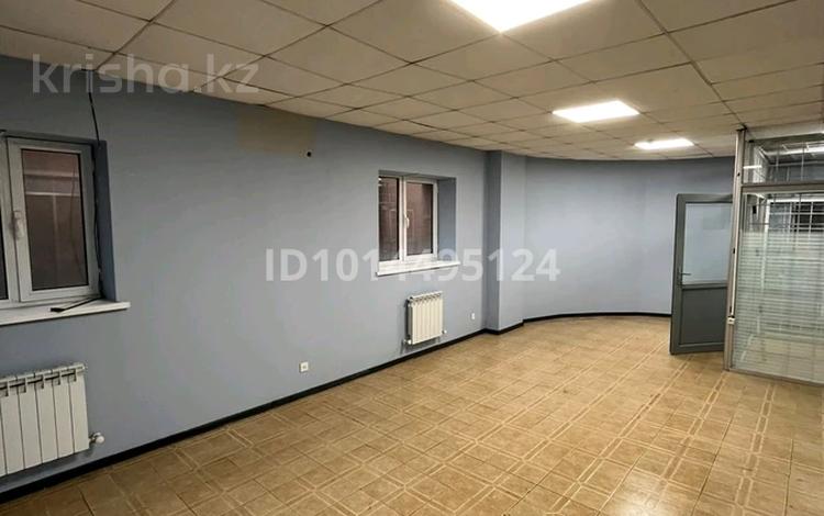 Свободное назначение, офисы, магазины и бутики, склады · 36 м² за 306 000 ₸ в Алматы, Медеуский р-н — фото 2
