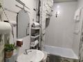 2-комнатная квартира · 60 м² · 1/2 этаж, мкр Новый Город, Жамбыла 151 — Остановка 32 квартал за 21 000 ₸ в Караганде, Казыбек би р-н — фото 7