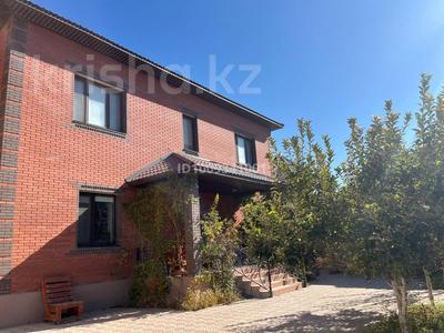 Отдельный дом · 5 комнат · 280 м² · 10 сот., мкр "Шыгыс 1" за 135 млн 〒 в Актау, мкр "Шыгыс 1"