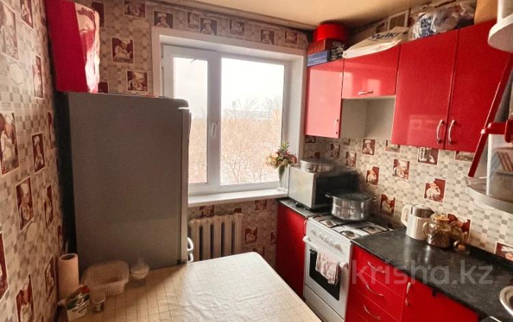 2-комнатная квартира · 44 м² · 5/5 этаж, пр. Республики за 7.5 млн ₸ в Темиртау — фото 3