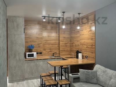 3-комнатная квартира · 60 м² · 9/9 этаж, Жамакаева 163 — Пархоменко за 30 000 ₸ в Семее