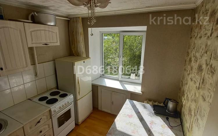 1-комнатная квартира · 31 м² · 2/5 этаж, Проспект Ауэзова 13 13 — Торговый дом Эмилия, 1 школа имени шакарим, гостиница Иртыш за 15.5 млн ₸ в Усть-Каменогорске — фото 2