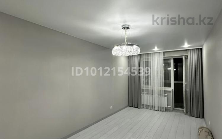 2-бөлмелі пәтер · 64 м² · 3/5 қабат, Мкр. Алтын орда, бағасы: 27.5 млн ₸ в Актобе — фото 2