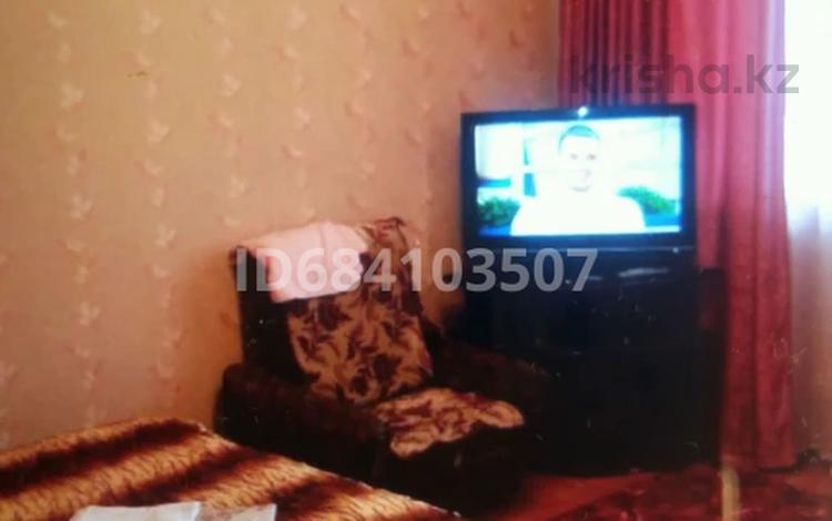 1-бөлмелі пәтер · 33 м² · 1/5 қабат, Курмангазы — Абая, бағасы: 7 500 ₸ в Уральске — фото 2