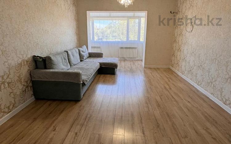 4-комнатная квартира · 133 м² · 2/5 этаж, 4 микрорайон за 47 млн ₸ в Уральске — фото 2