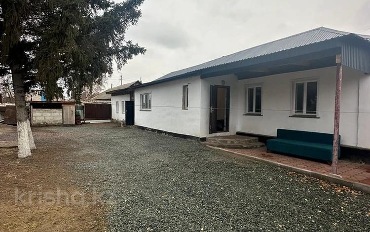 Отдельный дом · 3 комнаты · 85 м² · 5.5 сот., Камзина за 27.5 млн 〒 в Павлодаре — фото 2