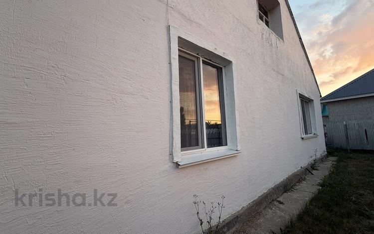 Отдельный дом · 4 комнаты · 130 м² · 5 сот., мкр. Зачаганск пгт 6 за 17.5 млн ₸ в Уральске — фото 2