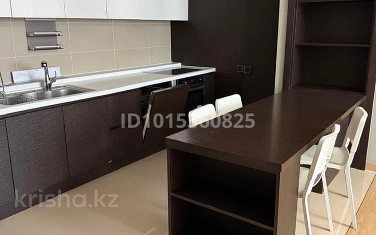3-комнатная квартира · 110 м² · 17/22 этаж, Кошкарбаева 10 за 500 000 ₸ в Астане, Сарайшык р-н — фото 2